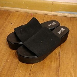 Black Platform Slide-on Sandals